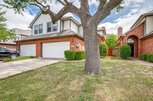 919 Spring Valley Plz, Richardson TX  75080-6727 exterior