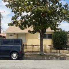 615 138th St, Los Angeles, CA 90059-3529