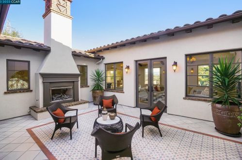 20 Rabble Rd, Orinda CA  94563-3718 exterior