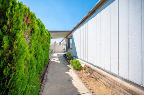 4 Robin Ct, Lake Nacimiento, CA 93446-4001