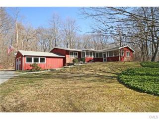 281 Westport Rd, Bridgeport, CT 06612-1352