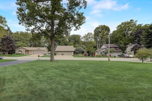 144 Phillips Ln, Lake Mills WI  53551-1511 exterior