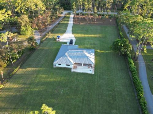 5345 Hawthorn Woods Way, Naples FL  34116-5023 exterior