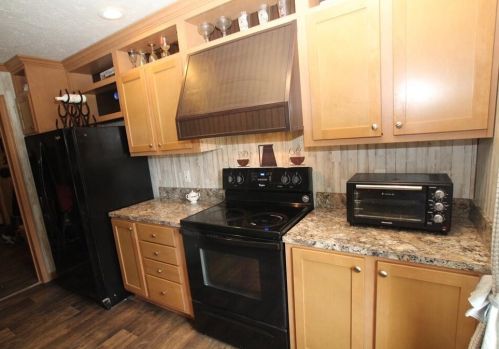 424 Leslie Trce, Washington Court House OH  43160-9422 exterior