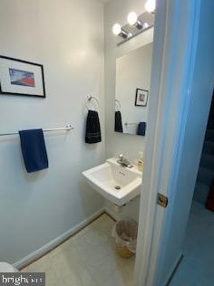 8483 Aurora Ct, Lorton VA  22079-3040 exterior