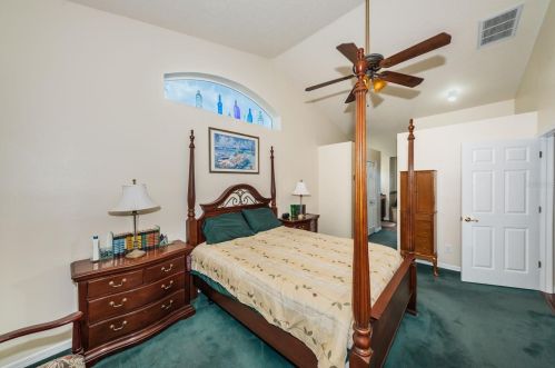 1083 Northridge Dr, Palm Harbor FL  34683-2720 exterior