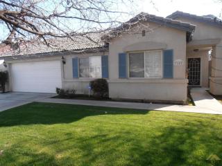 7107 Firebaugh St, Bakersfield, CA 93313-4945