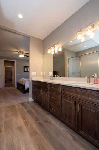 2440 Greenboro St, Turlock CA  95382-1433 exterior
