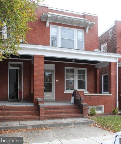 749 Franklin St, Lancaster, PA 17602-2169
