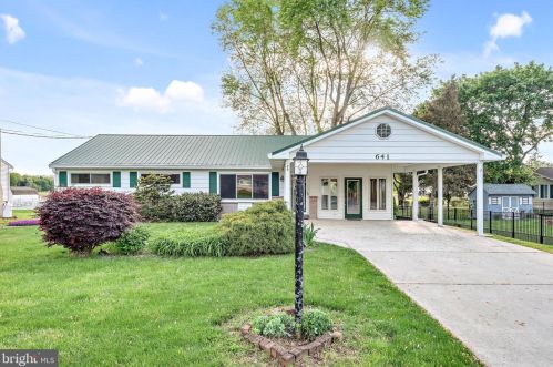 641 Diane Dr, Etters, PA 17319-9778