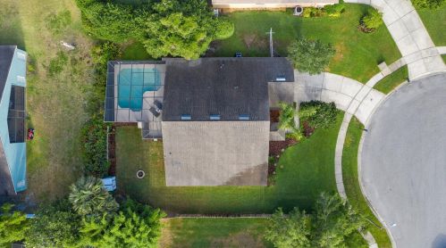5995 Mountbatten Cv, Apopka, FL 32703-1950