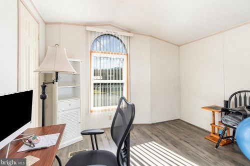 86 Vasilios Dr, Carlisle PA  17015-9012 exterior