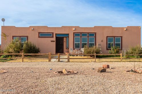 26806 Silver Bell Rd, Wittmann, AZ 85361-8683