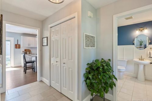 275 Wooster St, New Britain CT 06052-1030 exterior