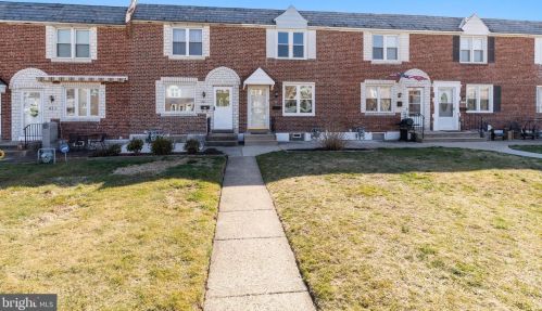 807 Crescent Dr, Manor, PA 19036-1605