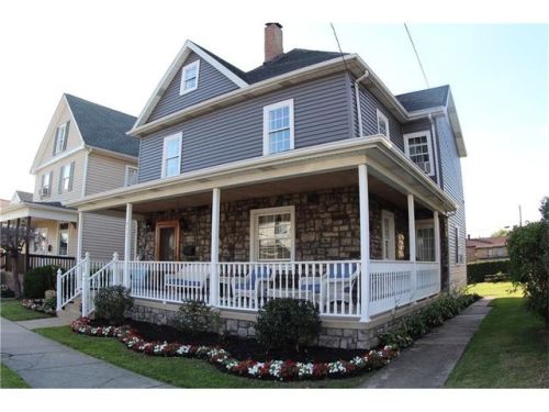 412 Fairmont St, Latrobe, PA 15650-1945