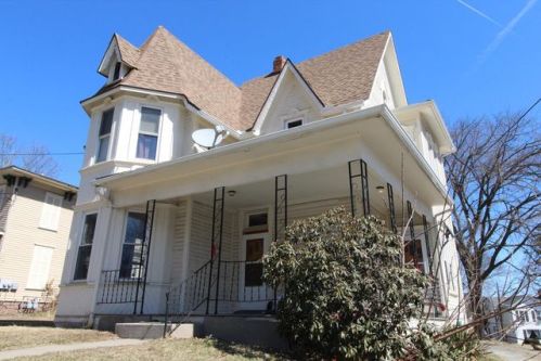 156 Fenner Ave, Troy, PA 16947-1606