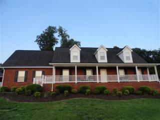 4804 Basenger Dr, Knoxville, TN 37938-3195