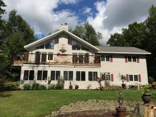109 Hillwood Rd, Fenwood, WI 54426-9271