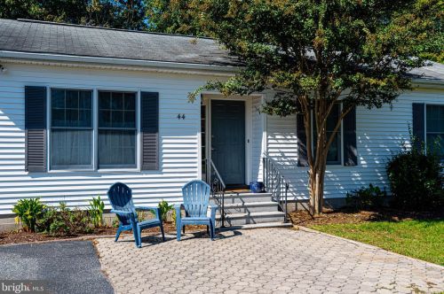 44 Primrose Ln, Millville, DE 19970-9214
