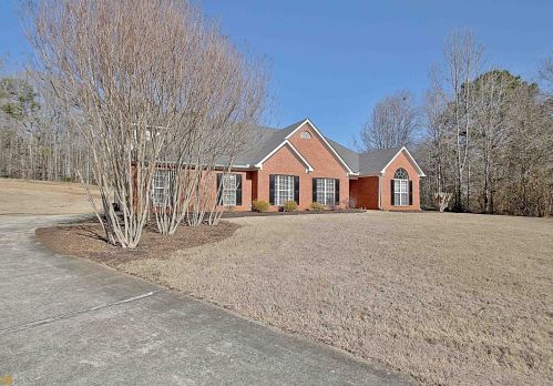 165 Middlebury Ct, Fayetteville, GA 30215-7725