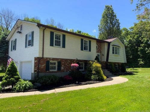 175 Prospect Hill Rd, Colchester, CT 06415-1622
