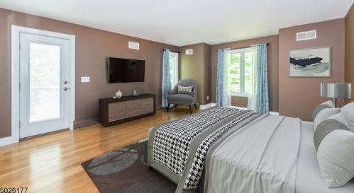 39 Winona Ave, Lincoln Park NJ  07035-1711 exterior