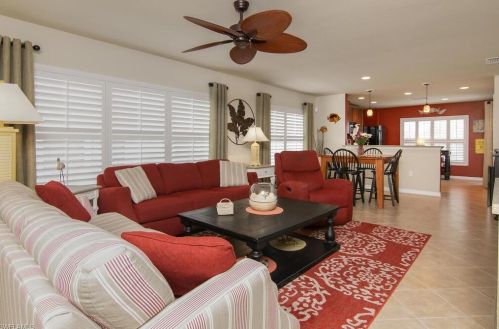 28516 Hammerhead Ln, Bonita Springs, FL 34135-8616
