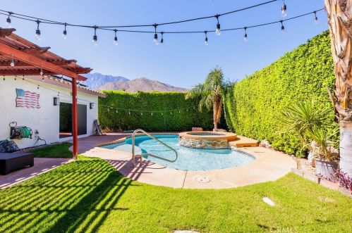 972 Mira Grande, Palm Springs CA  92262-1212 exterior