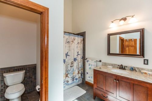 95 Acres Of Pne Rd, Coventry RI 02816-8949 exterior