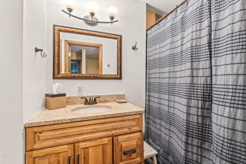 13245 Wilbur Dr, Waukesha WI  53151-5475 exterior