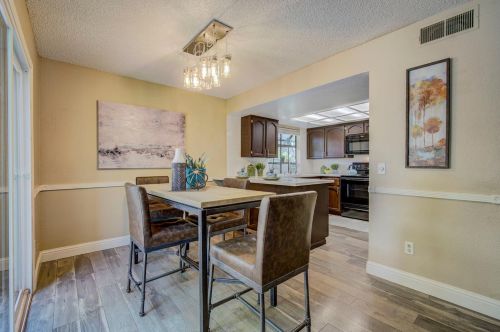 214 Wales Dr, Folsom CA  95630-2851 exterior