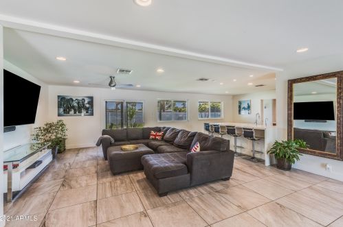 5429 Bloomfield Rd, Scottsdale, AZ 85254-4201