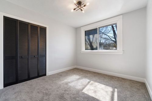 433 Green St, Whitaker PA  15120-3031 exterior