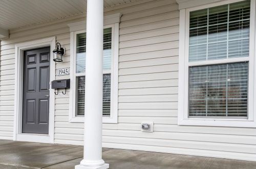 1945 Hewitt Ave, Cincinnati, OH 45207-1920