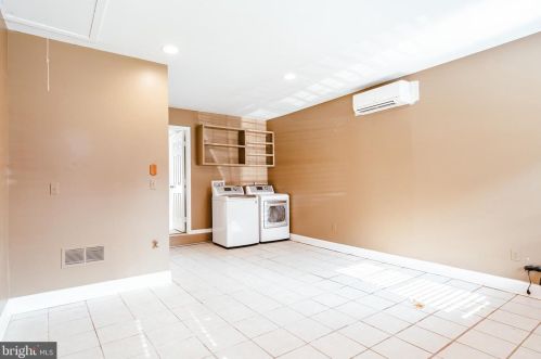 9 Heatherfield Way, Dover DE  19904-9752 exterior