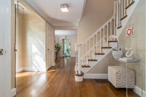 45 Old Colony Rd, Wellesley, MA 02481-2821