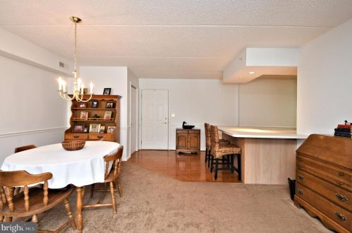 327 Brandon Rd, Norristown, PA 19403-5503