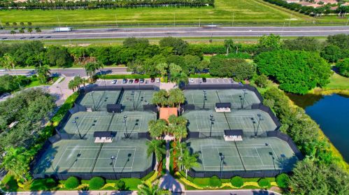 11652 Castellon Ct, Boynton Beach FL  33437-4085 exterior