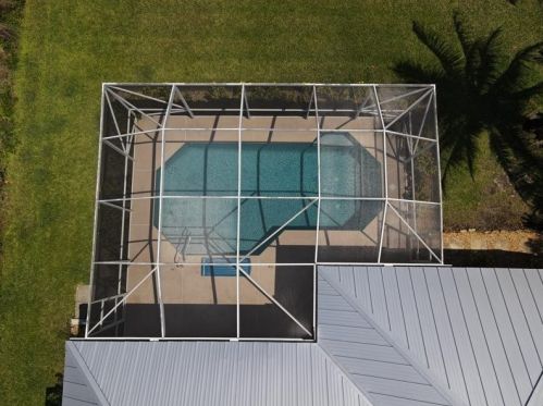 1041 Abingdon Ave, Fort Pierce FL  34953-2804 exterior