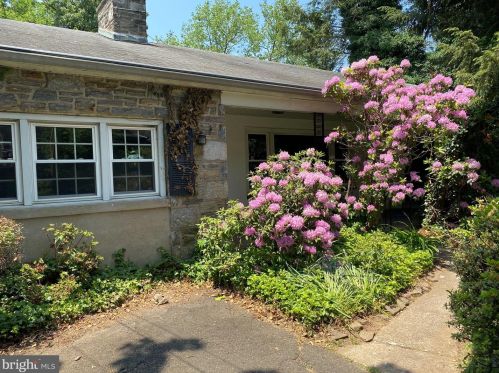 7920 Cedar Rd, Melrose Park, PA 19027-2726