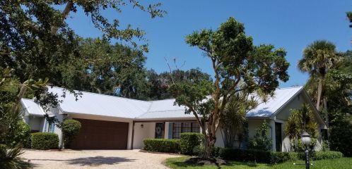 3820 Indian River Dr, Vero Beach, FL 32963-1468