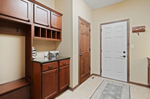 8793 84th St, Kenosha WI  53158-1337 exterior