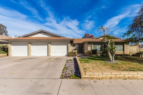 8609 48th Ln, Glendale, AZ 85302-5102