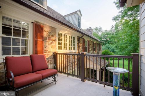 527 Tennis Ave, Prospectville PA 19002-6016 exterior