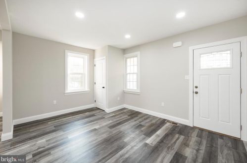 9 Glenwood Ave, Collegeville, PA 19426-2305