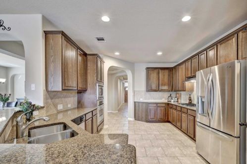 213 Seminole Canyon Dr, Georgetown TX 78628-7201 exterior