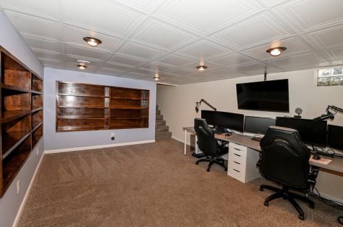 3758 Autumn Rd, Covington KY 41018-2741 exterior