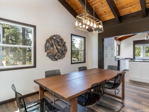 1290 Wildwood Ave, South Lake Tahoe, CA 96150-8616