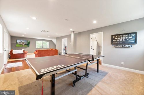 10719 Kettle Run Rd, Nokesville VA  20181-1715 exterior